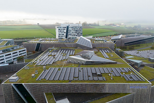 The solar installation on the roof of Westside Bern – from above, architecture and renewable energy come together.